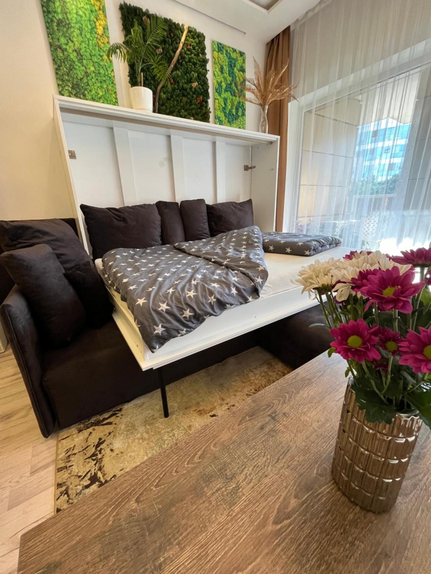 Cozy Apartment Братислава Екстер'єр фото
